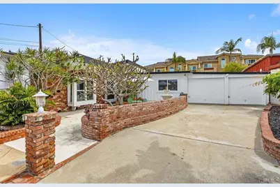 367 Beech Ave, Carlsbad, CA 92008 - Photo 3