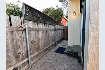 523 N Vulcan Avenue, Encinitas, CA 92024 - Photo 17