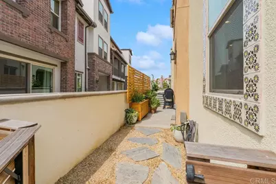 1763 Laurelwood Way, Oceanside, CA 92057 - Photo 7