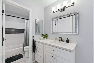 744 Eastshore Ter. ##102, Chula Vista, CA 91913 - Photo 17