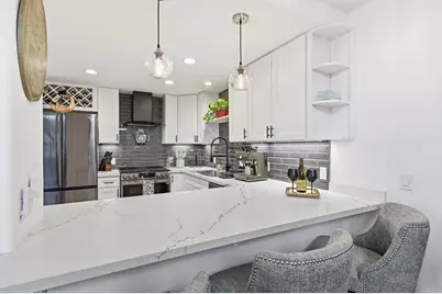 744 Eastshore Ter. ##102, Chula Vista, CA 91913 - Photo 3