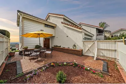 1748 Gascony Road, Encinitas, CA 92024 - Photo 7