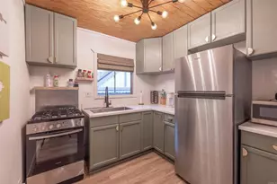 271 Leonard Ln, Sugarloaf, CA 92386 - Photo 7