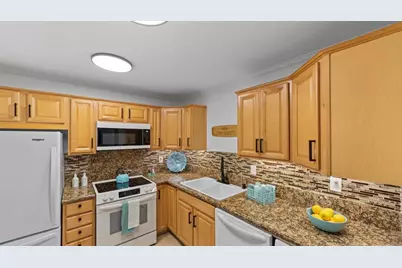 2517 Navarra Drive #1B, Carlsbad, CA 92009 - Photo 13