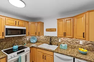 2517 Navarra Dr, Carlsbad, CA 92009 - Photo 15