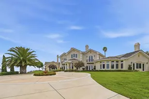 3611 Monserate Hill Ct, Fallbrook, CA 92028 - Photo 3