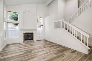 1043 Cordoba Way, Vista, CA 92081 - Photo 3