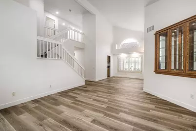 1043 Cordoba Way, Vista, CA 92081 - Photo 5