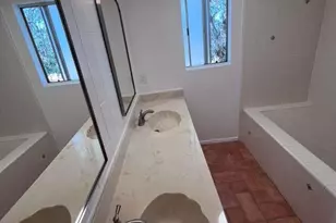 2245 Maelee Dr, Vista, CA 92084 - Photo 13