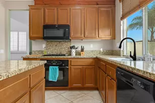 28787 Tonya St, Murrieta, CA 92563 - Photo 13