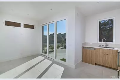3903 Haines, San Diego, CA 92109 - Photo 9
