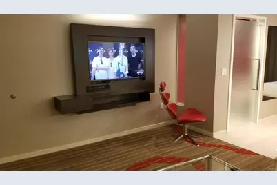 207 5th Avenue, San Diego, CA 92101 - Photo 9