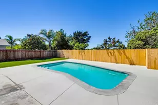 147 Tropicana Dr, Oceanside, CA 92054 - Photo 47