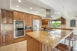 2740 Crownpoint Pl, Escondido, CA 92027 - Photo 11