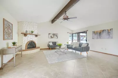 2740 Crownpoint Pl, Escondido, CA 92027 - Photo 7