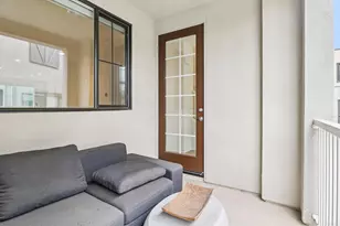 2536 Broom Ln, Carlsbad, CA 92008 - Photo 9