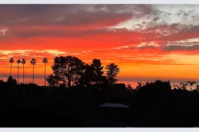 1007 Eolus Avenue, Encinitas, CA 92024 - Photo 3