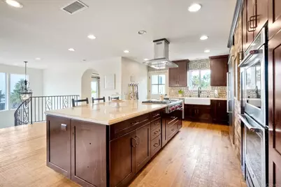 1007 Eolus Avenue, Encinitas, CA 92024 - Photo 9