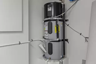 2541 Delphinium Ln, Carlsbad, CA 92008 - Photo 13