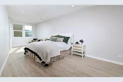 10507 Coupland Way, Mira Mesa, CA 92126 - Photo 11
