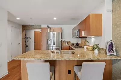 800 The Mark Lane #1002, San Diego, CA 92101 - Photo 5