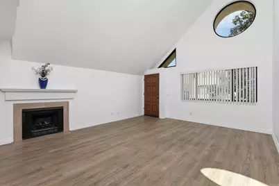 333 Melrose Dr. #F, Vista, CA 92083 - Photo 5