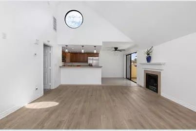 333 N Melrose Dr. #F, Vista, CA 92083 - Photo 7