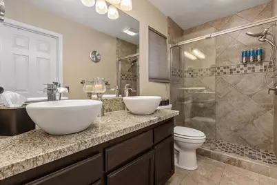 220 Journeys End, Vista, CA 92083 - Photo 15