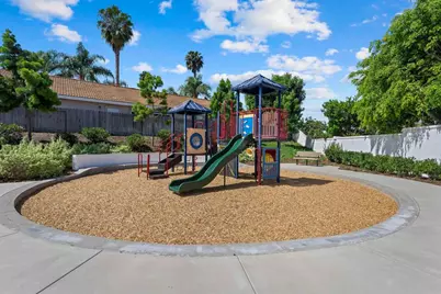1668 Avenida Guillermo, Oceanside, CA 92056 - Photo 25