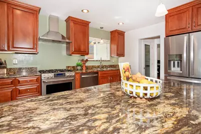 942 Cimarron, Escondido, CA 92029 - Photo 11