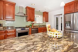 942 Cimarron, Escondido, CA 92029 - Photo 11