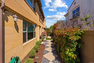 809 Dolphin Cir, Encinitas, CA 92024 - Photo 11