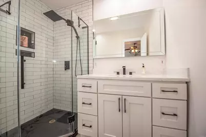 2094 Thibodo Ct, Vista, CA 92081 - Photo 17