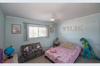 2094 Thibodo Ct, Vista, CA 92081 - Photo 11