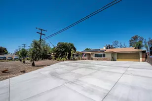 2094 Thibodo Ct, Vista, CA 92081 - Photo 41