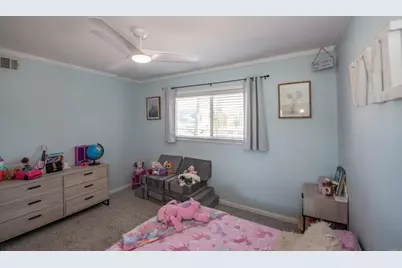 2094 Thibodo Ct, Vista, CA 92081 - Photo 9