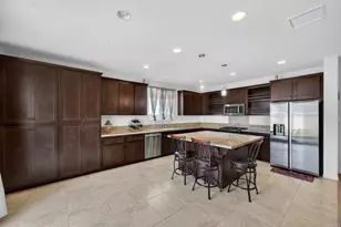 35277 Goldthread Ln, Murrieta, CA 92563 - Photo 11