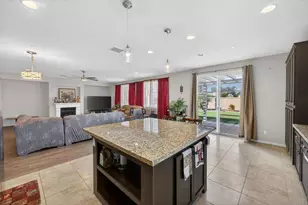 35277 Goldthread Ln, Murrieta, CA 92563 - Photo 13