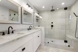 8675 Glenwick Ln, La Jolla, CA 92037 - Photo 21