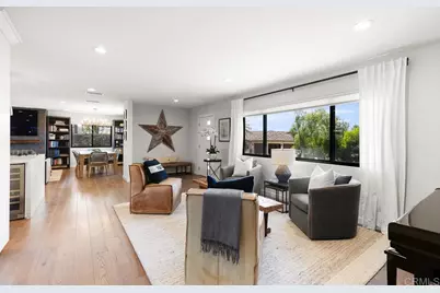 8675 Glenwick Lane, La Jolla, CA 92037 - Photo 5