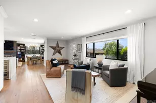 8675 Glenwick Ln, La Jolla, CA 92037 - Photo 5