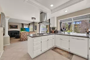 3761 Hillview Way, Oceanside, CA 92056 - Photo 19