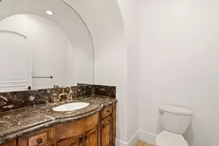 18325 Calle La Serra, Rancho Santa Fe, CA 92091 - Photo 31