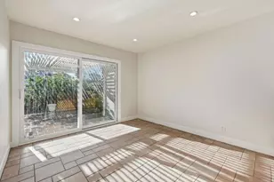 819 Daphne Ct, Carlsbad, CA 92011 - Photo 9