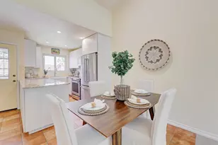 1982 Fairlee Dr, Encinitas, CA 92024 - Photo 15