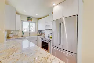 1982 Fairlee Dr, Encinitas, CA 92024 - Photo 21