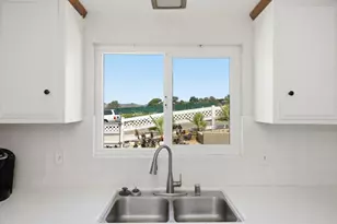 421 Hillcrest Ln, Fallbrook, CA 92028 - Photo 13