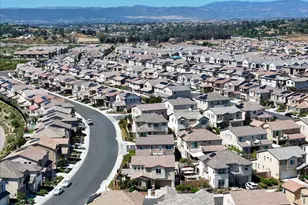 39665 Foxtail Dr, Temecula, CA 92591 - Photo 47