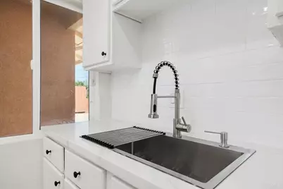 4919 Roja Drive, Oceanside, CA 92057 - Photo 21
