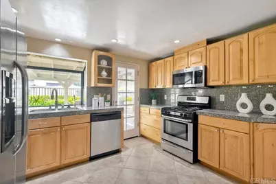 1035 Bridle Path Way, Oceanside, CA 92057 - Photo 9